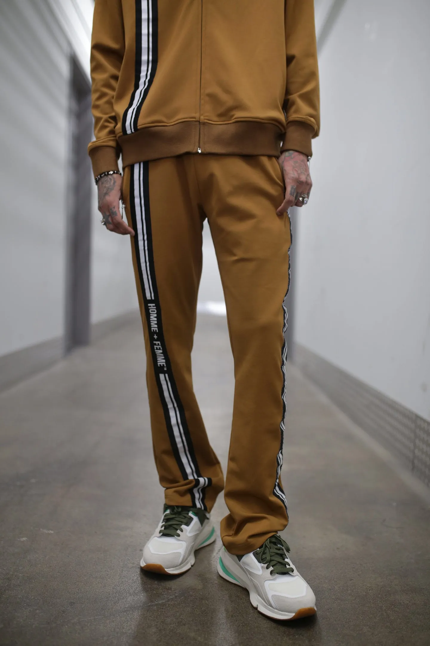 Trademark Track Pants Cognac